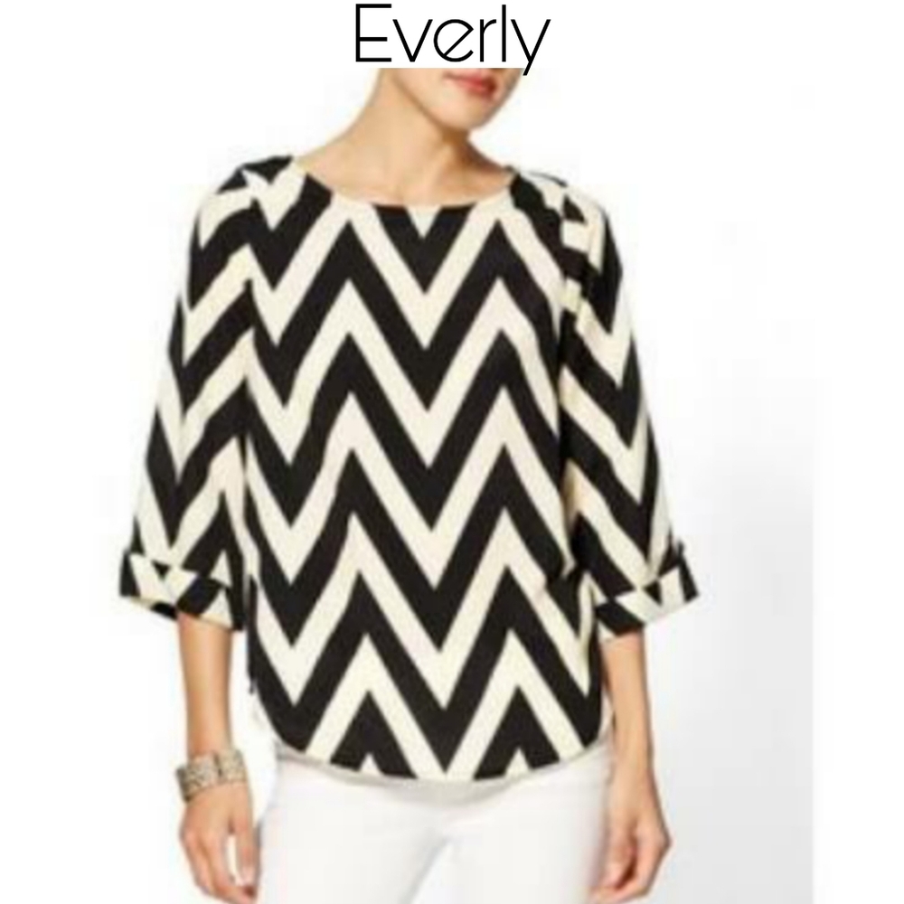 Everly Black & White Chevron Blouse